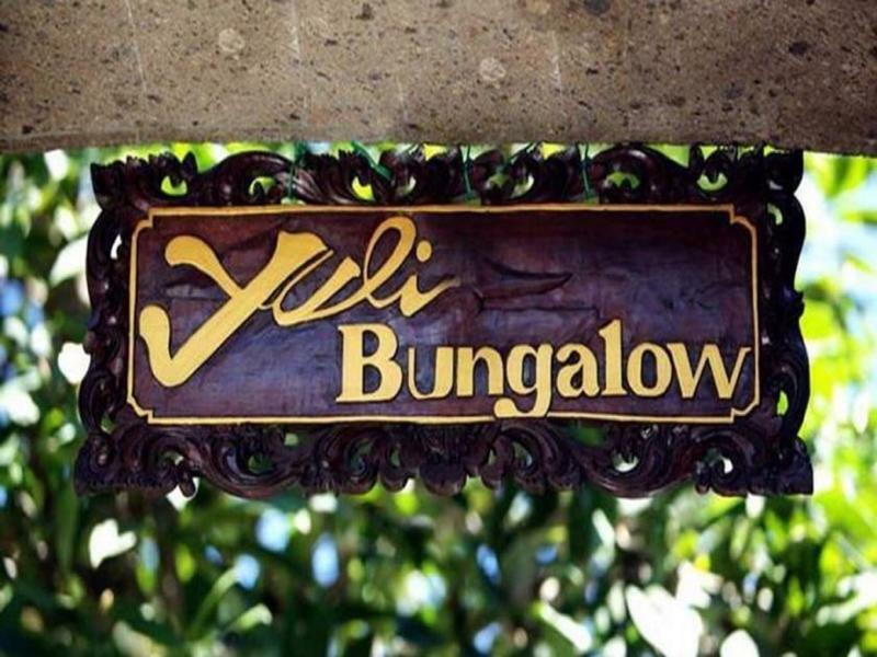 Yuli Bungalows Кута Екстериор снимка